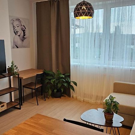 2 Room Apartment With Terrace, New Building, 413 Bratysława Zewnętrze zdjęcie