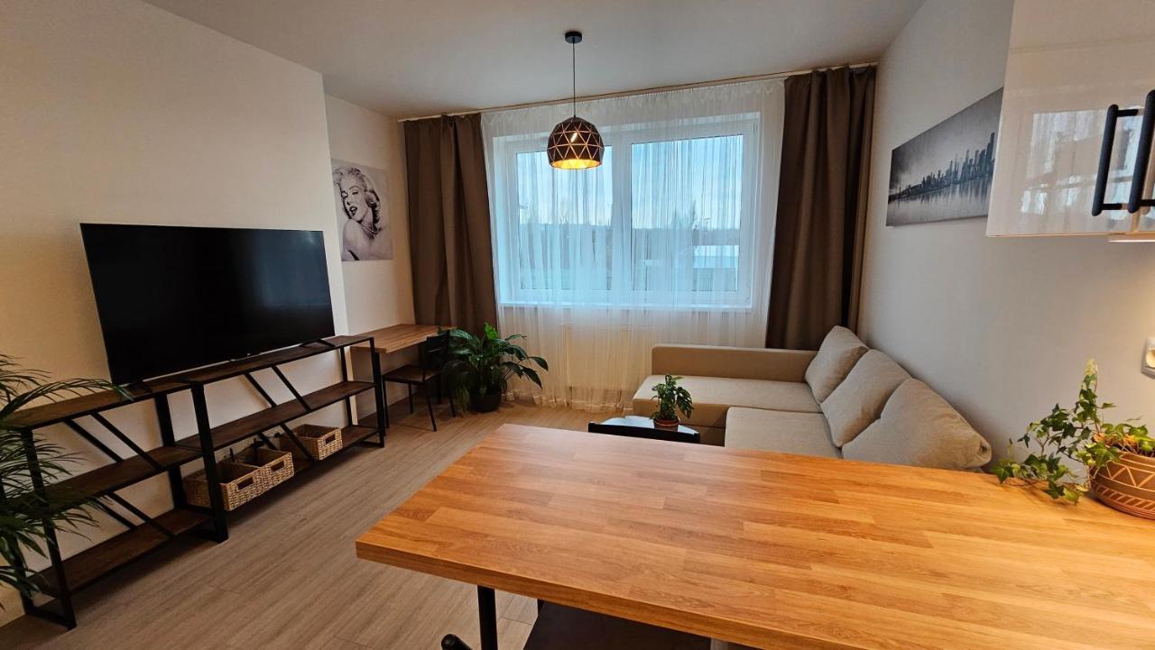 2 Room Apartment With Terrace, New Building, 413 Bratysława Zewnętrze zdjęcie